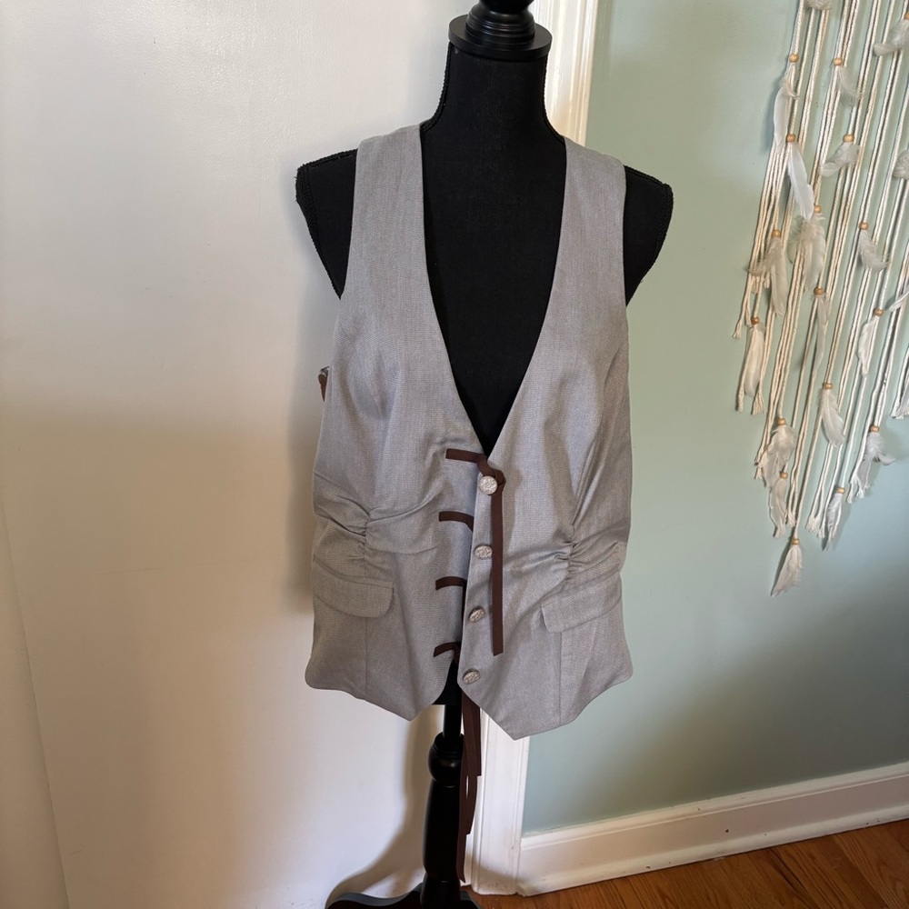 Gray Button-Up Vest XL